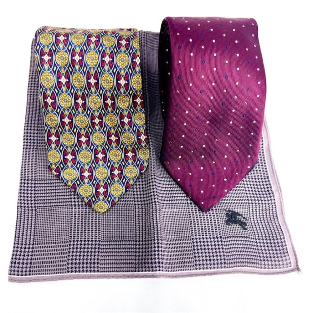 Set: 2 Neckties Burberry Burgendy Dott & Feraud Louis +1Burberry Handkerchief(52